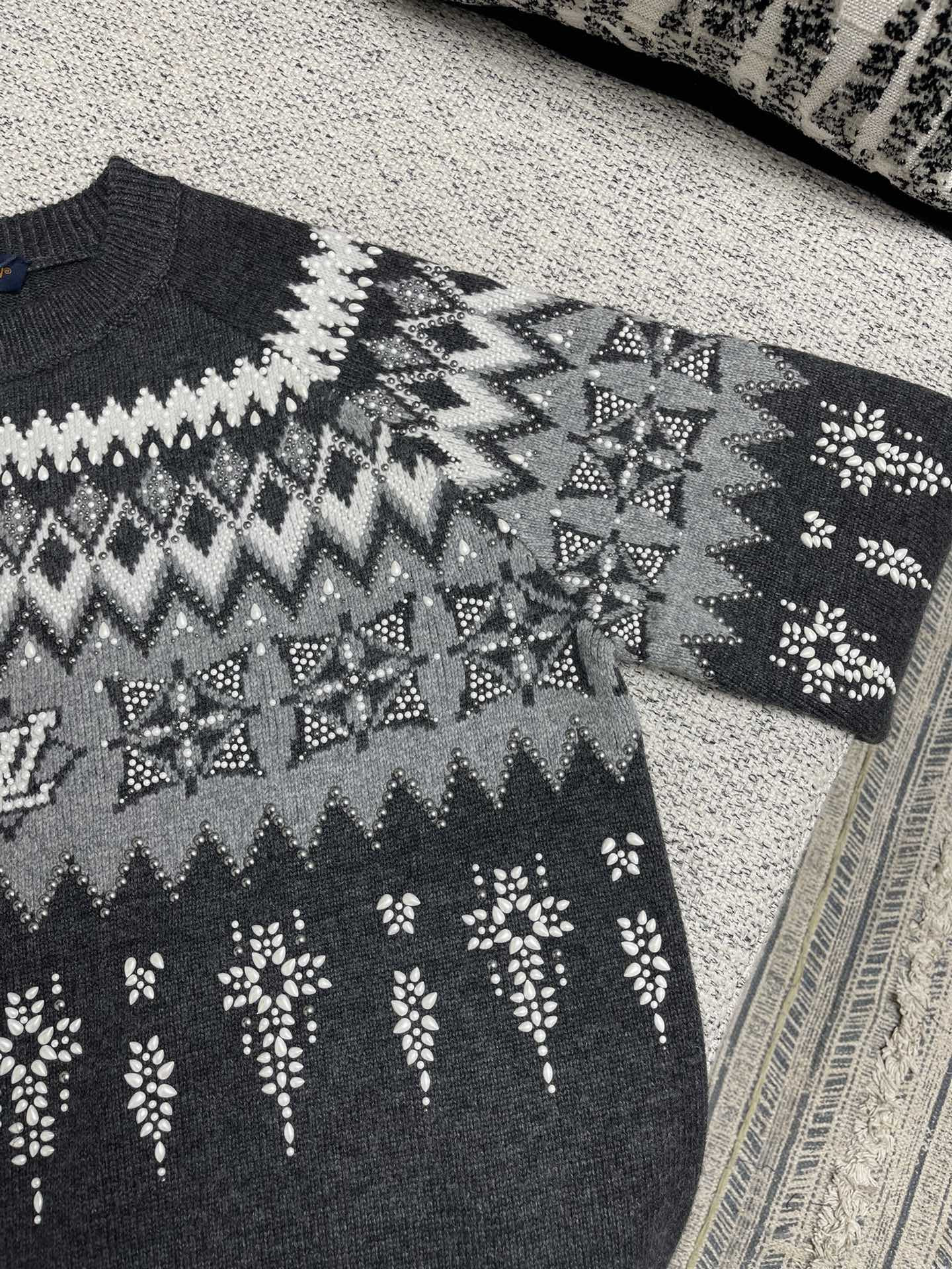 Lv Monogram Signature Sweater