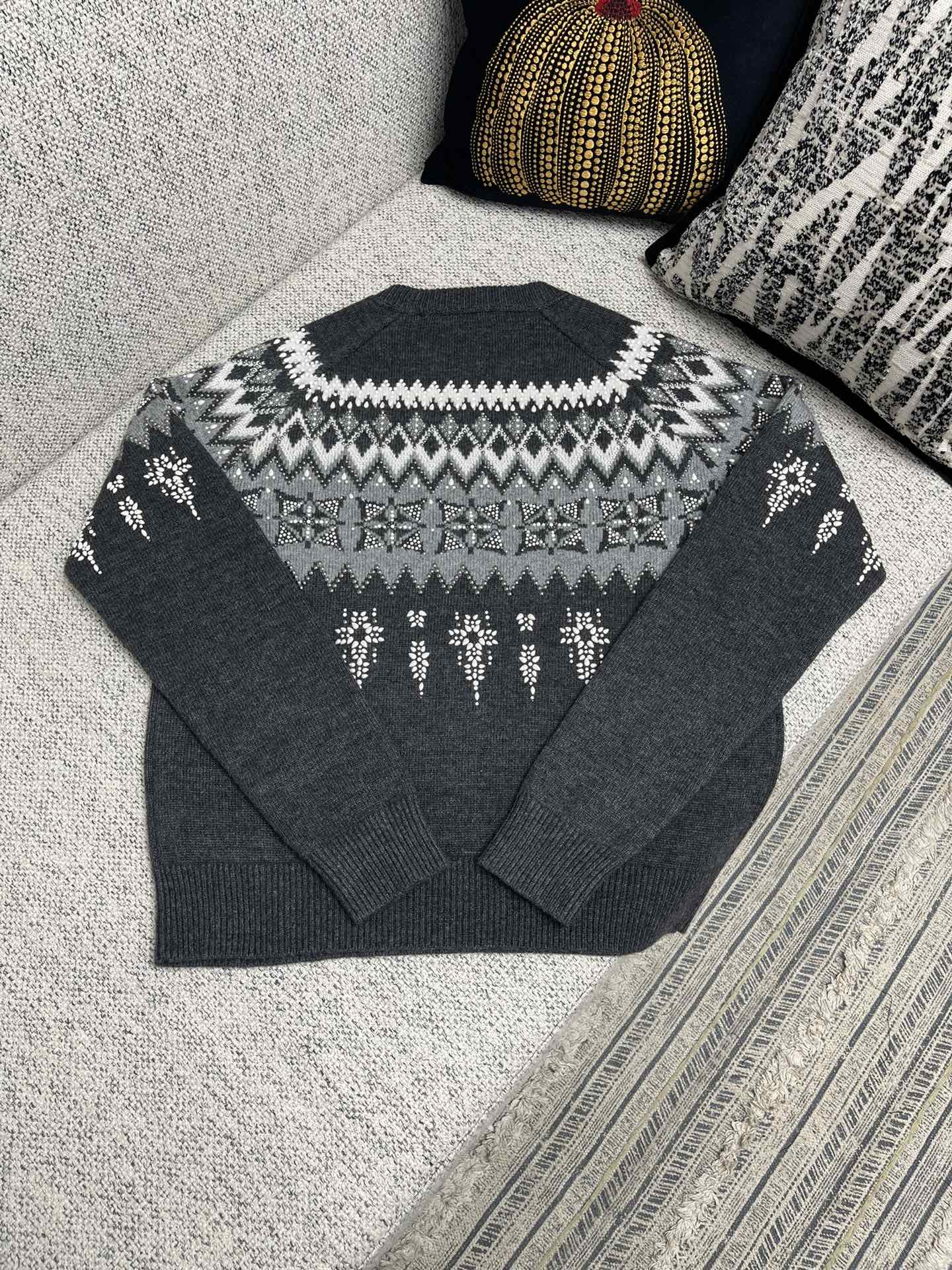 Lv Monogram Signature Sweater