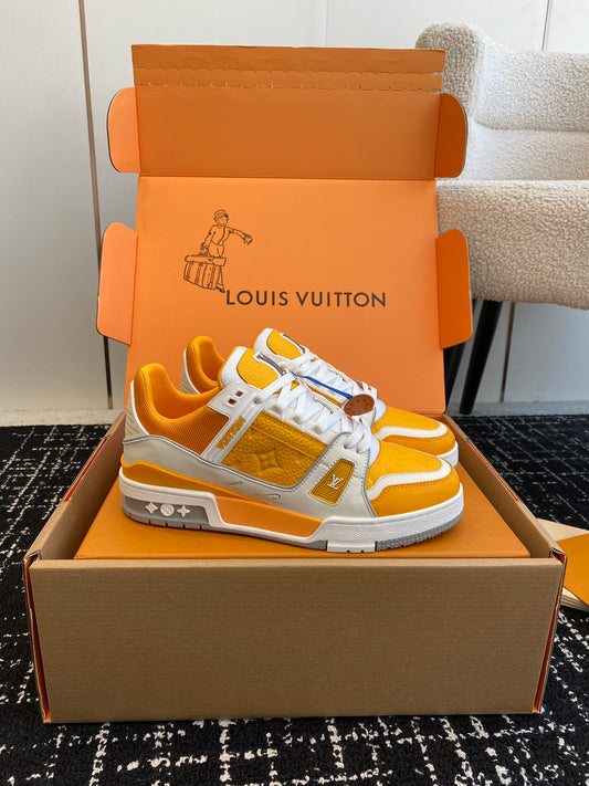 LV TRAINER SNEAKER