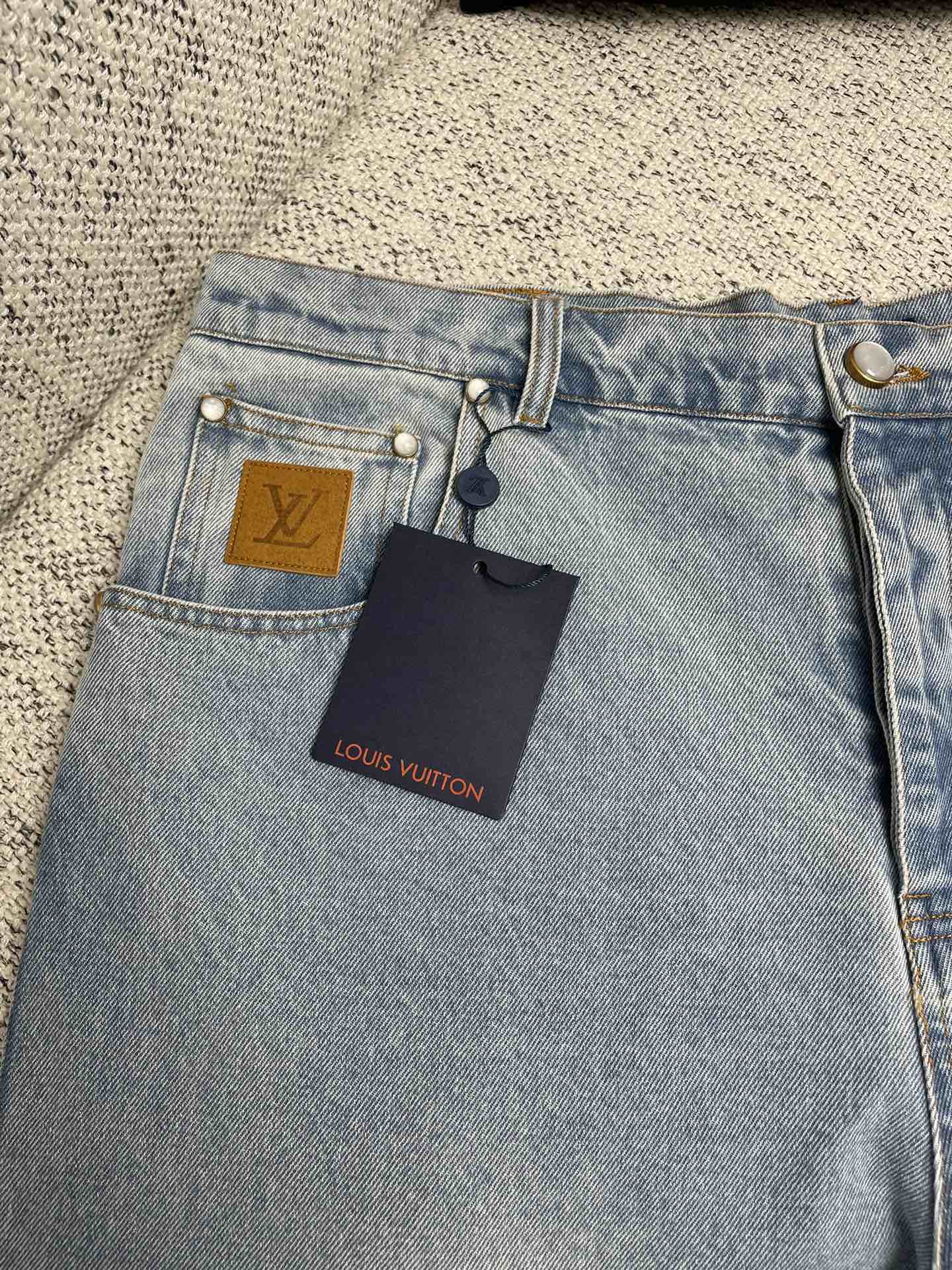 Lv Regular Leg Fit Denim Pants