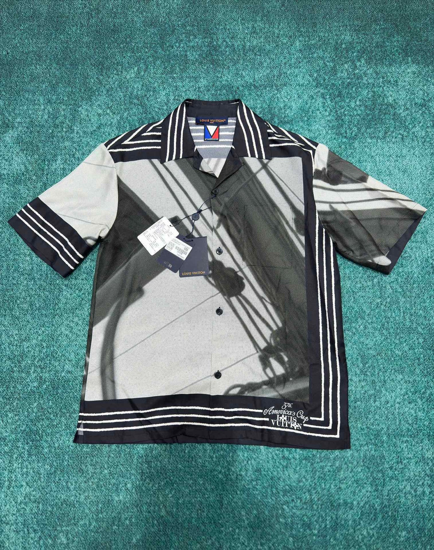 Lv Short-Sleeved Signature Shirt