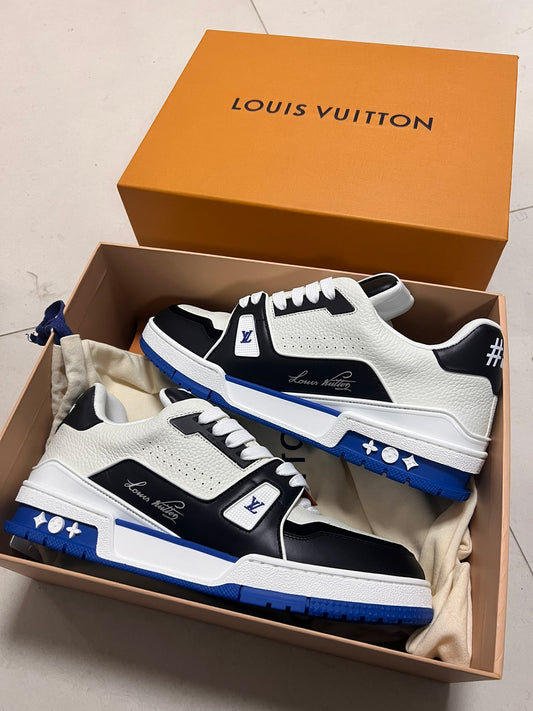 LV TRAINER SNEAKER