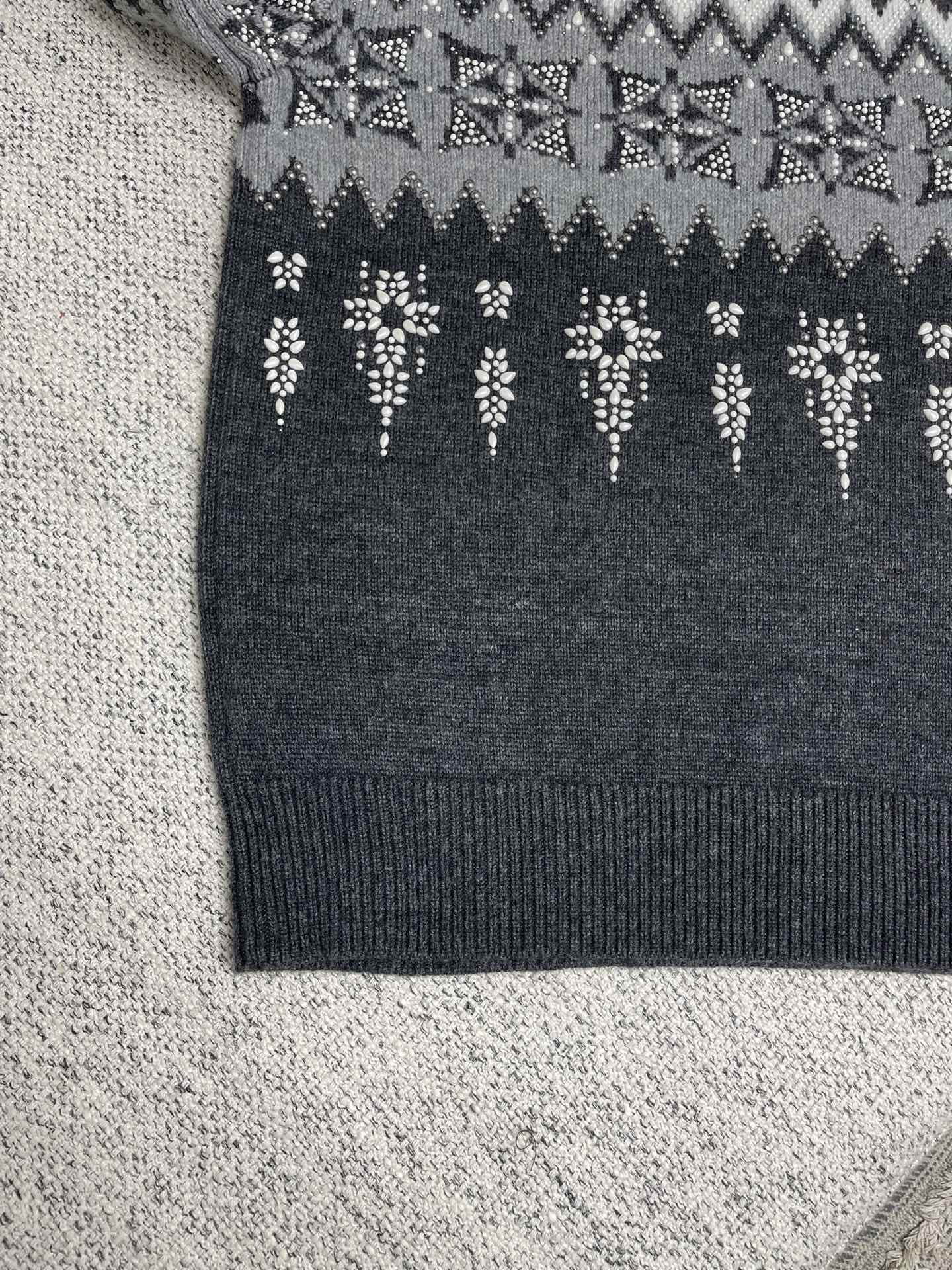 Lv Monogram Signature Sweater