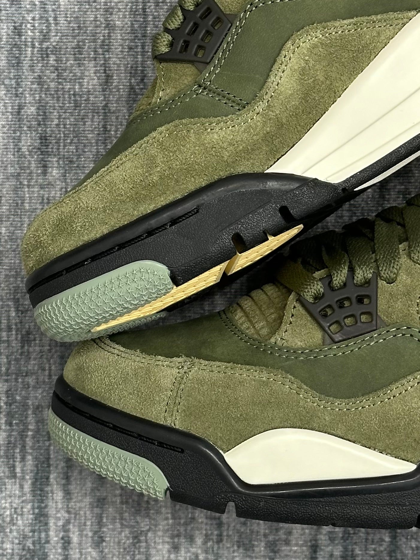 AJ4 Craft Medium Olive